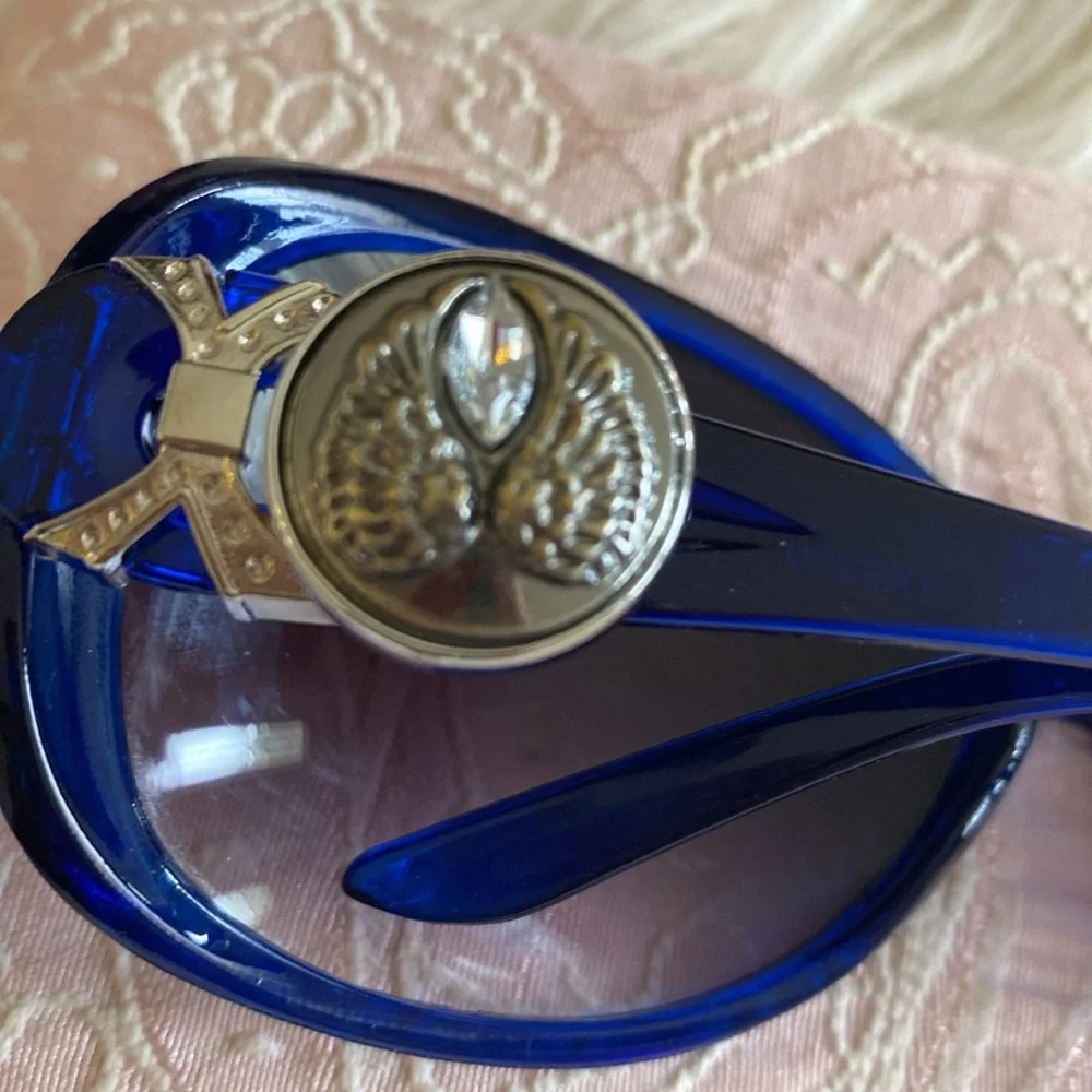 Stunning sunglasses